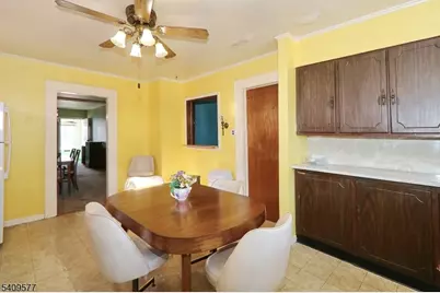 587 Thoreau Ter, Union Township, NJ 07083 - Photo 11