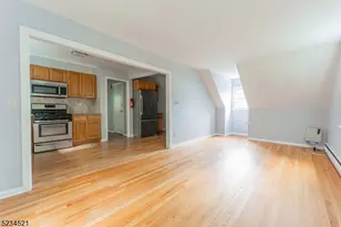 18 Macfarlan Ave, Hawthorne, NJ 07506 - Photo 7