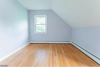 18 Macfarlan Ave, Hawthorne, NJ 07506 - Photo 9