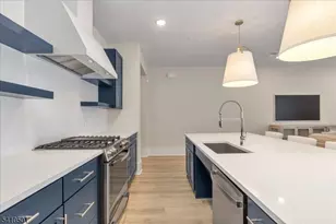 165 Jasmine Dr, Warren Township, NJ 07059 - Photo 7