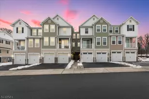 165 Jasmine Dr, Warren Township, NJ 07059 - Photo 1