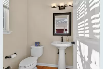 27 Liberty Ridge Rd, Bernards Township, NJ 07920 - Photo 9