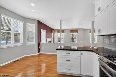 27 Liberty Ridge Rd, Bernards Township, NJ 07920 - Photo 5