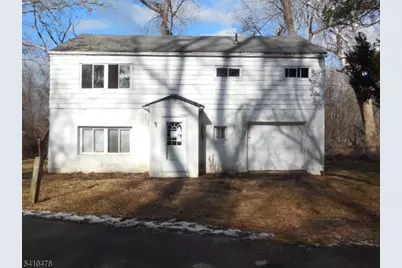 221 Boulevard Dr, Wayne, NJ 07470 - Photo 1