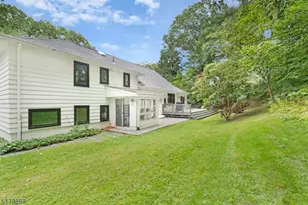 22 Arrowhead Rd, Morris Township, NJ 07960 - Photo 25