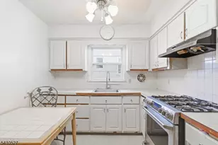 14 Green St, Morristown, NJ 07960 - Photo 5