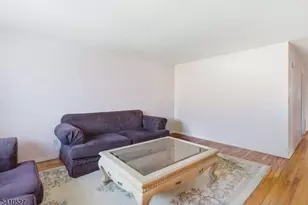 14 Green St, Morristown, NJ 07960 - Photo 3