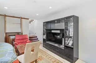 14 Green St, Morristown, NJ 07960 - Photo 11