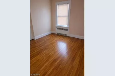 51 Rollinson St, West Orange Township, NJ 07052 - Photo 9