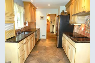 18 Stone Drive, West Orange Township, NJ 07052 - Photo 5