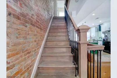 16 Eagle St, Newark, NJ 07102 - Photo 9