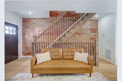 16 Eagle St, Newark, NJ 07102 - Photo 7