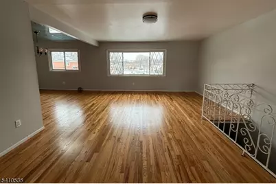 17 Daka Ct #2, Bloomfield, NJ 07003 - Photo 3