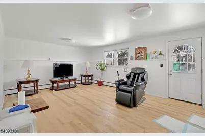 2037 Tampa Ter, Union Township, NJ 07083 - Photo 11