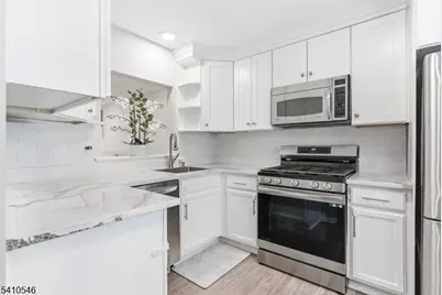 107 Adamecs Way #7, Old Bridge Township, NJ 08879 - Photo 7