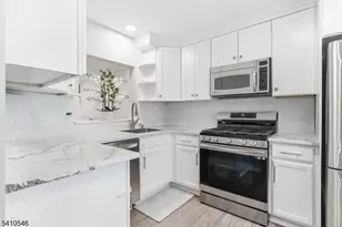 107 Adamecs Way, Old Bridge Township, NJ 08879 - Photo 7