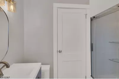 1395 Isabella Ave, Union Township, NJ 07083 - Photo 15