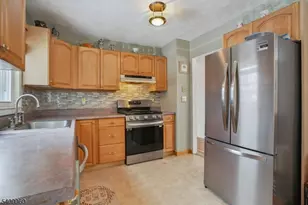 6 Herbert Ln, Hackettstown, NJ 07840 - Photo 9