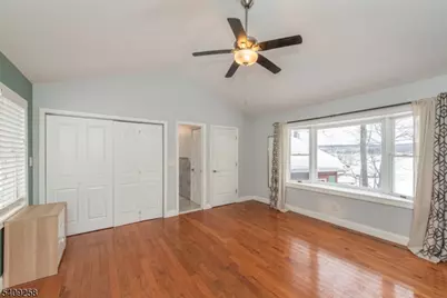 15 Pebble Beach Rd, Hopatcong, NJ 07843 - Photo 13