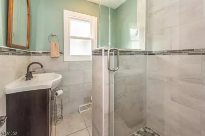 15 Pebble Beach Rd, Hopatcong, NJ 07843 - Photo 17