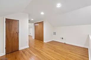 133 Cleveland Ave, Hasbrouck Heights, NJ 07604 - Photo 9