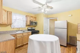 52 Oak Ave, Irvington, NJ 07111 - Photo 7