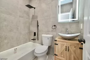 41 Arlington Ave, Jersey City, NJ 07305 - Photo 15