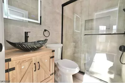 41 Arlington Ave, Jersey City, NJ 07305 - Photo 9