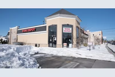 454 Chestnut St, Union Township, NJ 07083 - Photo 1