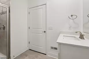 379 Main St, Little Falls Township, NJ 07424 - Photo 17