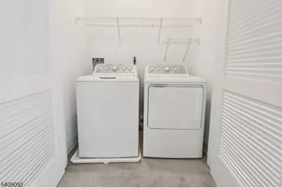 379 Main St, Little Falls Township, NJ 07424 - Photo 27