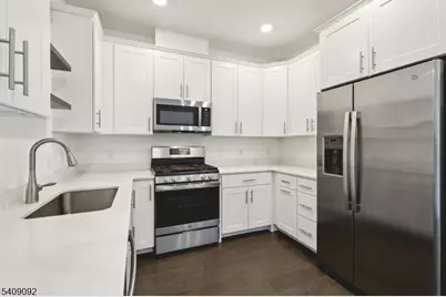 379 Main St, Little Falls Township, NJ 07424 - Photo 5