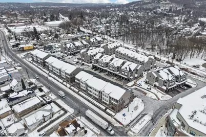 379 Main St, Little Falls Township, NJ 07424 - Photo 37