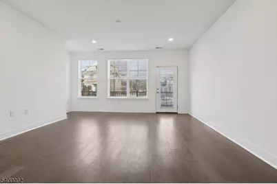 379 Main St, Little Falls Township, NJ 07424 - Photo 11