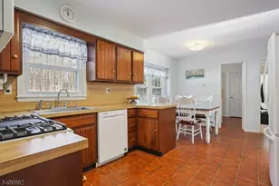 15 Fleming Ct, Washington Township, NJ 07853 - Photo 13