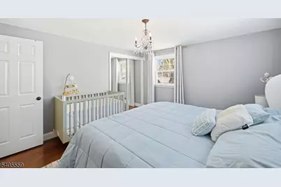 26 E Harrison Pl, Livingston, NJ 07039 - Photo 29