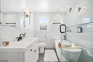 26 E Harrison Pl, Livingston, NJ 07039 - Photo 33