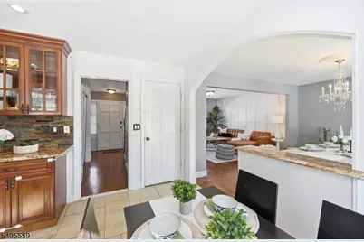 26 E Harrison Pl, Livingston, NJ 07039 - Photo 23