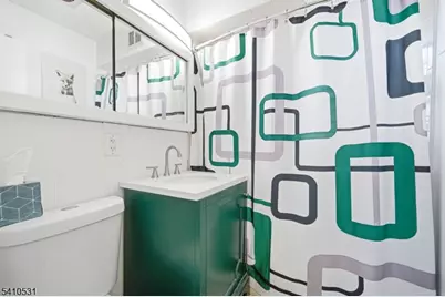 163 Edgewood Ave, Clifton, NJ 07012 - Photo 5