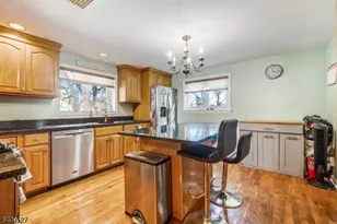 95 Hillside Ave, Livingston, NJ 07039 - Photo 3