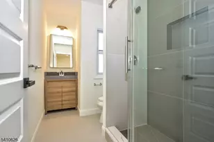 383 Lafayette Ave, Hawthorne, NJ 07506 - Photo 13