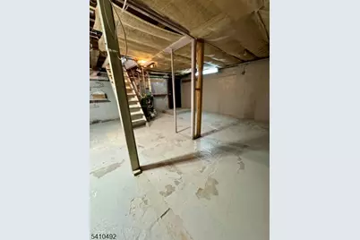 14 Glen Rd, Sparta Township, NJ 07871 - Photo 13