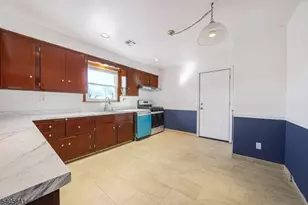 686 Gates Terrace, Union Township, NJ 07083 - Photo 5