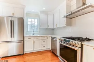 11 Wordsworth Rd, Millburn, NJ 07078 - Photo 21