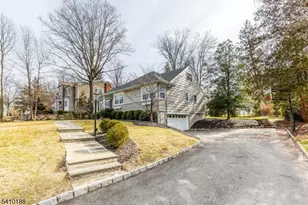 11 Wordsworth Rd, Millburn, NJ 07078 - Photo 17