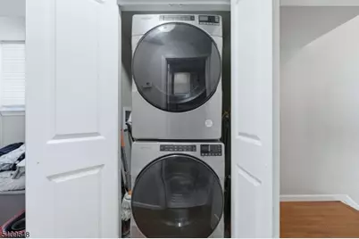 314 7th Ave W, Newark, NJ 07107 - Photo 25