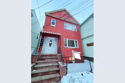 133 Mallory Ave, Jersey City, NJ 07304 - Photo 1