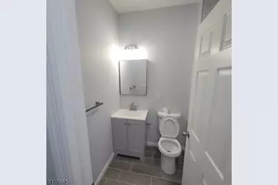 138 21st St, Irvington, NJ 07111 - Photo 11