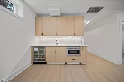 52 Congressional Pkwy, Livingston, NJ 07039 - Photo 23