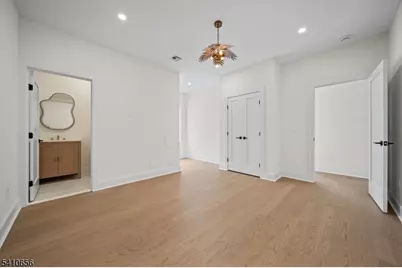 52 Congressional Pkwy, Livingston, NJ 07039 - Photo 21